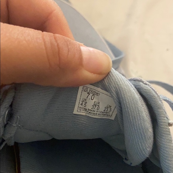 Vans! - Picture 7 of 8